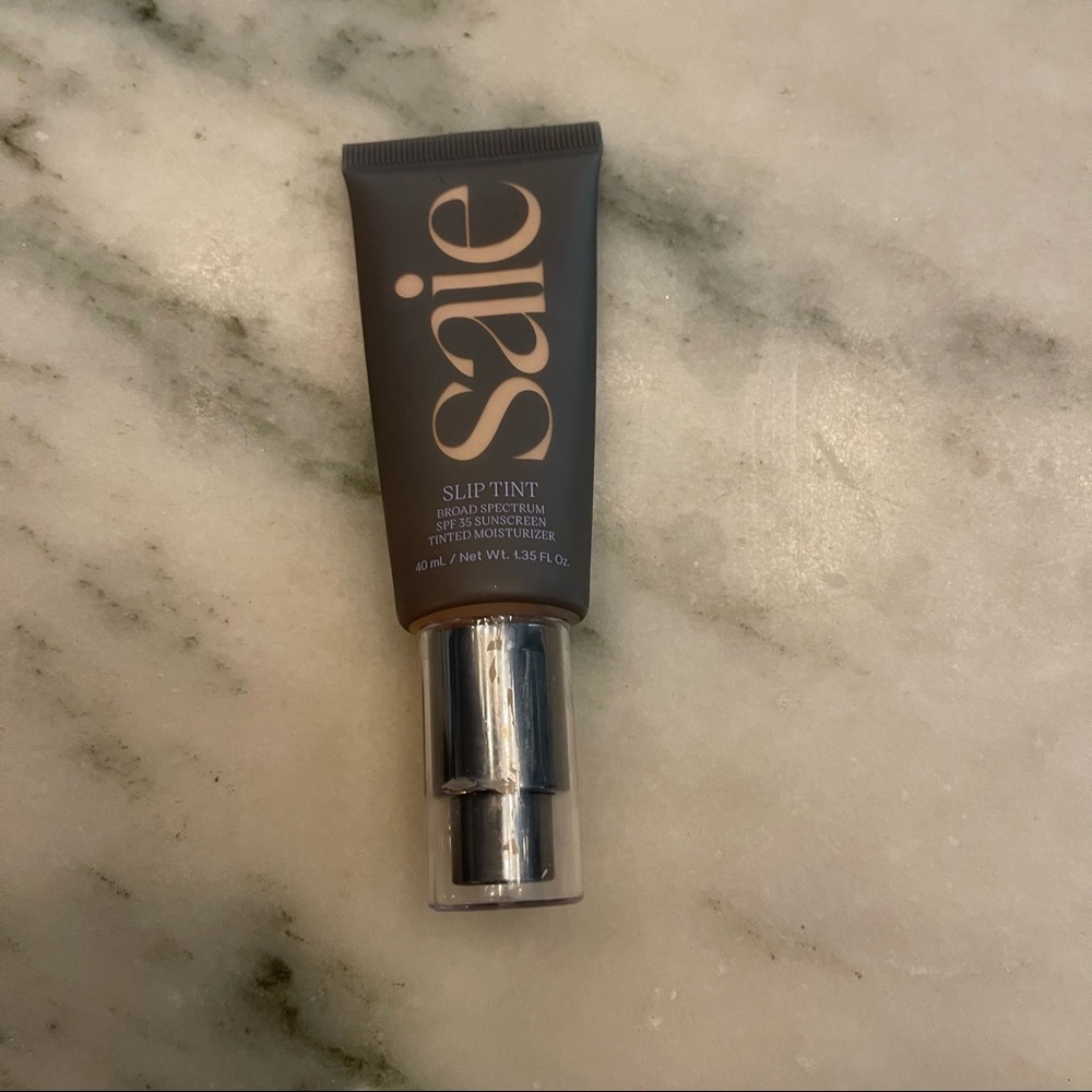 Like new Saie Slip Tint Color One